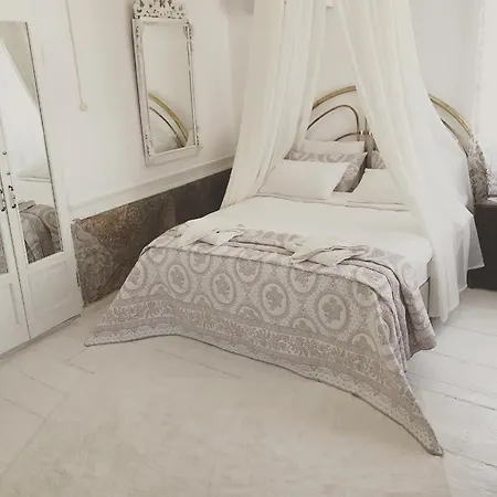 Standart 1 Hotel Esmirna